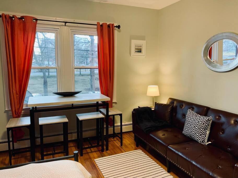 Lovely Apt #2 In Halifax Apartment Luaran gambar